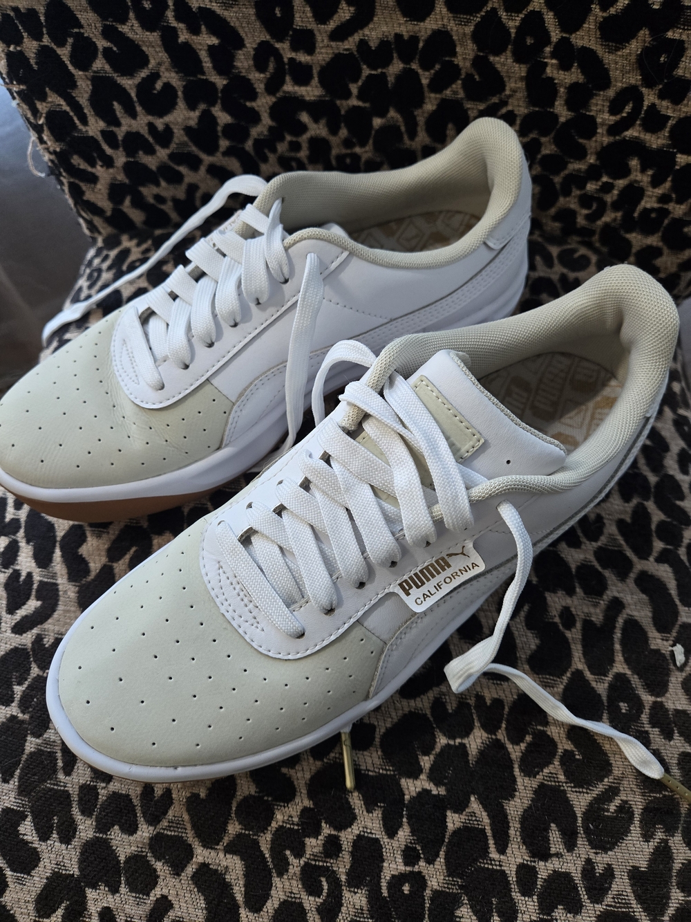 Puma California Women's Low-Top Sneakers in White/Cream